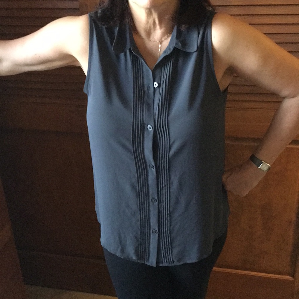 Ann Taylor Loft top sz M